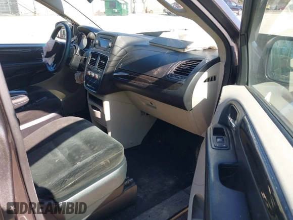 2016 Dodge Grand Caravan SE with VIN 2C4RDGBG0GR146915, listed as a IAAI auction lot 41841110 with 142,005 mi miles and . Bid and sale history available at DreamBid. Image 5.