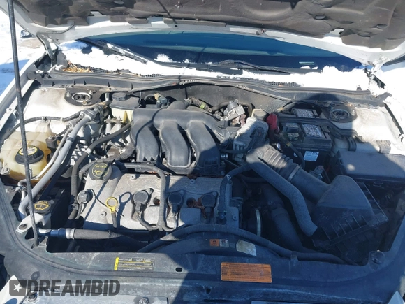 2008 Mercury Milan Premier with VIN 3MEHM02138R665689, listed as a IAAI auction lot 41431920 with 80,951 mi miles and . Bid and sale history available at DreamBid. Image 10.