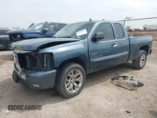 2011 Chevrolet Silverado 1500 LT with VIN 1GCRCSE0XBZ288448, listed as a IAAI auction lot 41962746 with 214,506 mi miles and . Bid and sale history available at DreamBid. Image 2.