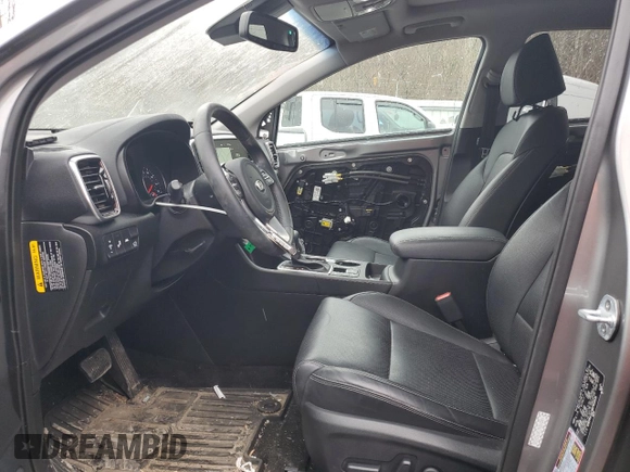 2021 Kia Sportage EX z VIN KNDPNCAC3M7920535, wystawiony jako Copart lot #47572405 z przebiegiem 22 630 mil mil oraz Szkoda całkowita • Salvage title. Historia ofert i sprzedaży dostępna na DreamBid. Obrazek 7.