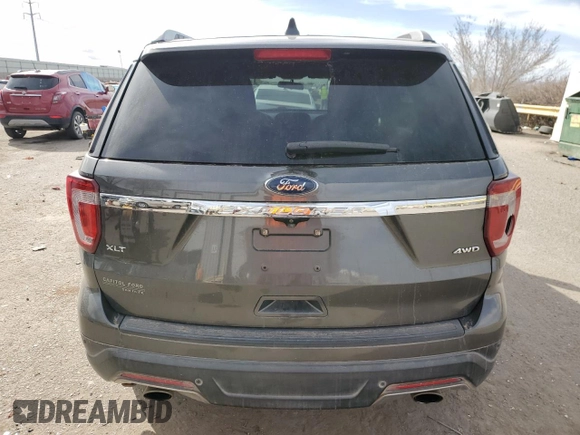2018 Ford Explorer XLT with VIN 1FM5K8D81JGB31179, listed as a Copart auction lot 44733125 with 123,541 mi miles and Salvage Title. Bid and sale history available at carsss.com. Image 6.