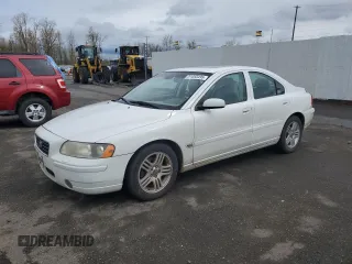 2005 Volvo S60 с VIN YV1RS592652462152, выставлен на аукционе Copart как лот 51055495 с пробегом 117 631 миль миль и Списание • Salvage title. История ставок и продаж доступна на DreamBid. Изображение 1.