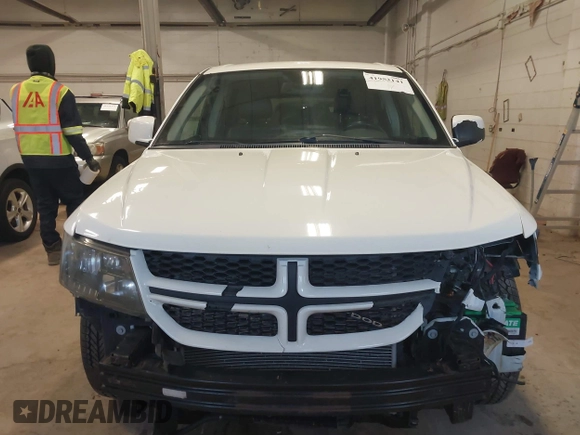 2019 Dodge Journey GT with VIN 3C4PDDEG8KT701827, listed as a IAAI auction lot 41953141 with 156,000 mi miles and . Bid and sale history available at carsss.com. Image 12.
