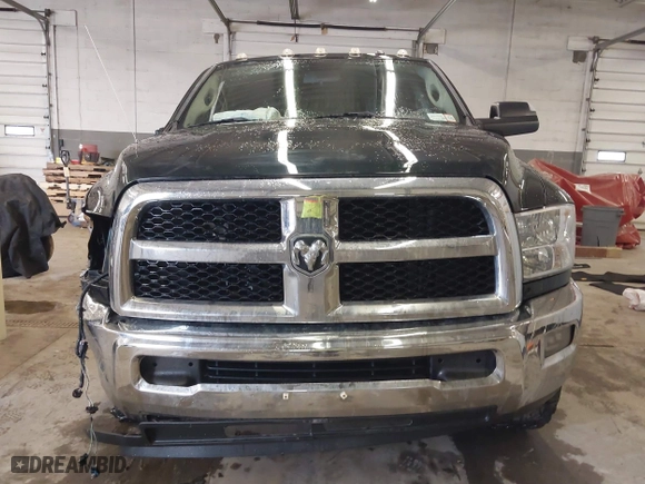 2018 Ram 2500 Tradesman with VIN 3C6UR5CJ3JG121229, listed as a IAAI auction lot 41679189 with 95,956 mi miles. Bid and sale history available at carsss.com. Image 13.