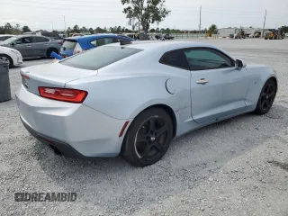 2017 Chevrolet Camaro 1LT z VIN 1G1FB1RX9H0160179, wystawiony jako Copart lot #56004185 z przebiegiem Nie podano mil oraz Czysty tytuł • Clean title. Historia ofert i sprzedaży dostępna na DreamBid. Obrazek 3.