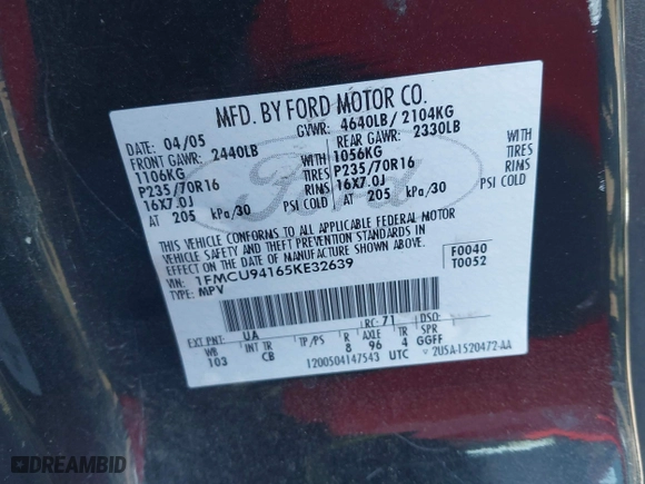 2005 Ford Escape Limited with VIN 1FMCU94165KE32639, listed as a IAAI auction lot 41960732 with 204,979 mi miles. Bid and sale history available at carsss.com. Image 9.