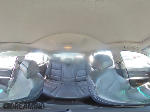 2007 BMW 5 Series 550i z VIN WBANB53577CP07901, wystawiony jako Copart lot #57624255 z przebiegiem 203 970 mil mil oraz Szkoda całkowita • Salvage title. Historia ofert i sprzedaży dostępna na DreamBid. Obrazek 14.