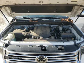 2018 Toyota Tundra 2WD SR5 with VIN 5TFFY5F16JX240498, listed as a Copart auction lot 80996804 with 123,831 mi miles and Salvage Title. Bid and sale history available at carsss.com. Image 11.
