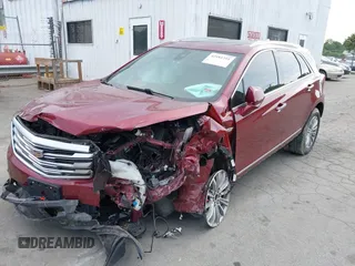 2017 Cadillac XT5 Luxury FWD z VIN 1GYKNBRS1HZ200882, wystawiony jako IAAI lot #42181291 z przebiegiem 95 687 mil mil oraz . Historia ofert i sprzedaży dostępna na DreamBid. Obrazek 2.