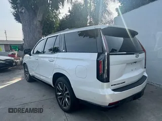2024 Cadillac Escalade 4WD Sport Platinum z VIN 1GYS4GKL9RR176710, wystawiony jako Copart lot #80228794 z przebiegiem 914 mil mil oraz Czysty tytuł • Clean title. Historia ofert i sprzedaży dostępna na DreamBid. Obrazek 3.