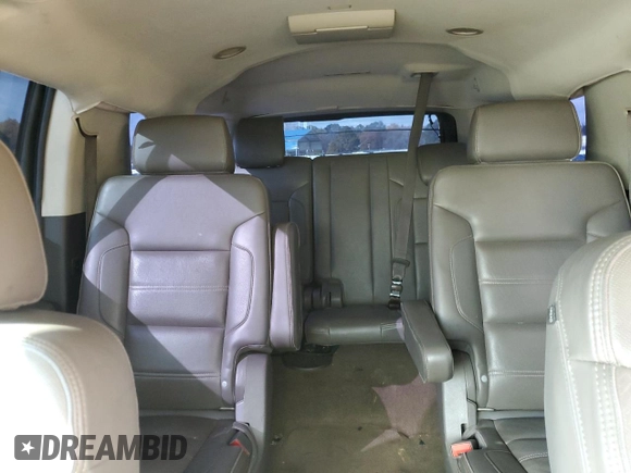 2016 GMC Yukon XL Denali with VIN 1GKS1HKJ0GR120966, listed as a Copart auction lot 84323374 with 197,771 mi miles and Salvage Title. Bid and sale history available at carsss.com. Image 10.