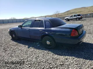 2008 Ford Police Interceptor с VIN 2FAFP71V18X101222, выставлен на аукционе Copart как лот 54876975 с пробегом Не указан миль и Списание • Salvage title. История ставок и продаж доступна на DreamBid. Изображение 2.