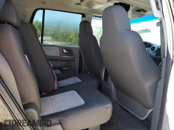 2006 Ford Expedition Special Service with VIN 1FMPU15546LA88230, listed as a Copart auction lot 86827724 with 252,607 mi miles and Salvage Title. Bid and sale history available at carsss.com. Image 11.