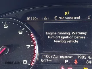 2017 Audi Q7 Premium Plus z VIN WA1LAAF78HD001416, wystawiony jako IAAI lot #42543835 z przebiegiem 110 037 mil mil oraz . Historia ofert i sprzedaży dostępna na DreamBid. Obrazek 16.