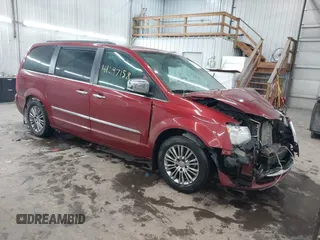 2014 Chrysler Town & Country Touring-L with VIN 2C4RC1CG8ER191774, listed as a IAAI auction lot 41297158 with 170,082 mi miles. Bid and sale history available at carsss.com. Image 1.