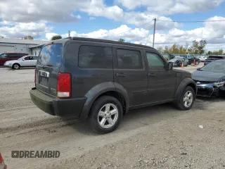 2011 Dodge Nitro SXT z VIN 1D4PT5GK0BW564938, wystawiony jako Copart lot #76313854 z przebiegiem Nie podano mil oraz Czysty tytuł • Clean title. Historia ofert i sprzedaży dostępna na DreamBid. Obrazek 3.