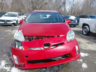 2011 Toyota Prius I with VIN JTDKN3DU3B0304788, listed as a IAAI auction lot 41731531 with 105,000 mi miles. Bid and sale history available at carsss.com. Image 13.