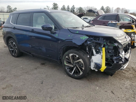 2023 Mitsubishi Outlander SEL with VIN JA4J3VA83PZ006954, listed as a Copart auction lot 82589384 with 20,245 mi miles and Salvage Title. Bid and sale history available at carsss.com. Image 4.