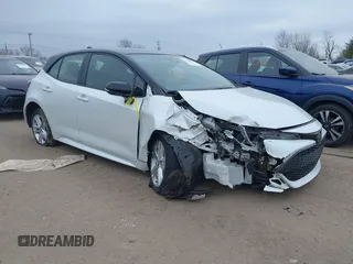 2021 Toyota Corolla Hatchback SE with VIN JTND4MBE5M3121628, listed as a IAAI auction lot 41384854 with 21,245 mi miles. Bid and sale history available at carsss.com. Image 1.