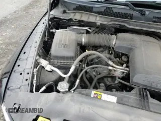 2023 Ram 1500 SLT z VIN 1C6RR7LG7PS565463, wystawiony jako Copart lot #81000205 z przebiegiem 41 020 mil mil oraz Czysty tytuł • Clean title. Historia ofert i sprzedaży dostępna na DreamBid. Obrazek 14.