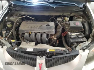 2004 Pontiac Vibe z VIN 5Y2SM62884Z403115, wystawiony jako Copart lot #47969335 z przebiegiem 106 932 mil mil oraz Szkody całkowita. Historia ofert i sprzedaży dostępna na DreamBid. Obrazek 12.