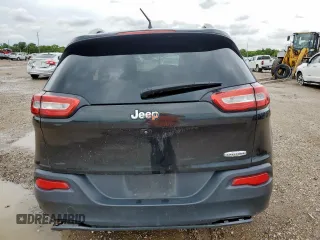 2016 Jeep Cherokee Latitude with VIN 1C4PJLCB2GW302486, listed as a Copart auction lot 60652285 with 113,875 mi miles and Salvage title. Bid and sale history available at DreamBid. Image 6.