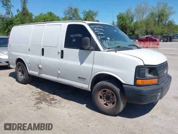 2004 Chevrolet Express Cargo Van with VIN 1GCGG25V441118708, listed as a IAAI auction lot 42144915 with 327,928 mi miles. Bid and sale history available at carsss.com. Image 1.