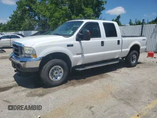 2004 Ford F-350 XL z VIN 1FTSW31P44EB59942, wystawiony jako Copart lot #61504575 z przebiegiem 162 590 mil mil oraz Czysty tytuł • Clean title. Historia ofert i sprzedaży dostępna na DreamBid. Obrazek 1.