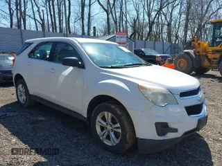2012 Chevrolet Equinox LS with VIN 2GNFLCEK9C6101442, listed as a IAAI auction lot 42071000 with 135,764 mi miles. Bid and sale history available at carsss.com. Image 1.