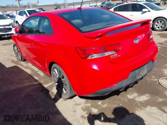 2012 Kia Forte SX с VIN KNAFW6A33C5498686, выставлен на аукционе IAAI как лот 41747759 с пробегом 193 318 миль миль и . История ставок и продаж доступна на DreamBid. Изображение 3.