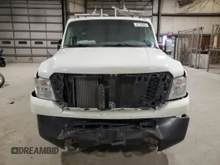 2020 Nissan NV SV z VIN 1N6AF0KYXLN807877, wystawiony jako Copart lot #49361165 z przebiegiem 152 849 mil mil oraz Szkoda całkowita • Salvage title. Historia ofert i sprzedaży dostępna na DreamBid. Obrazek 5.