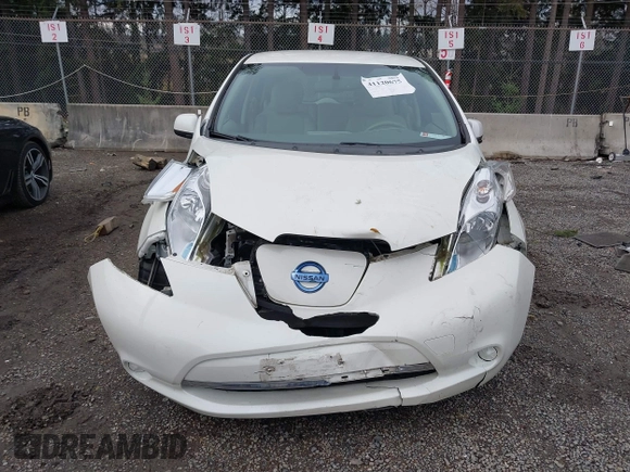 2016 Nissan LEAF SL with VIN 1N4BZ0CP5GC306794, listed as a IAAI auction lot 41120675 with 46,819 mi miles. Bid and sale history available at carsss.com. Image 12.