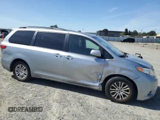 2017 Toyota Sienna XLE Auto Access Seat with VIN 5TDYZ3DC8HS814856, listed as a Copart auction lot 57128545 with 145,490 mi miles and Salvage title. Bid and sale history available at DreamBid. Image 4.