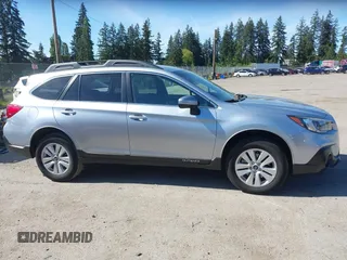 2018 Subaru Outback Premium z VIN 4S4BSACC2J3305199, wystawiony jako IAAI lot #42203899 z przebiegiem 28 804 mil mil oraz . Historia ofert i sprzedaży dostępna na DreamBid. Obrazek 14.