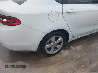 2015 Dodge Dart SXT with VIN 1C3CDFBBXFD319480, listed as a IAAI auction lot 42042555 with 176,300 mi miles. Bid and sale history available at carsss.com. Image 6.