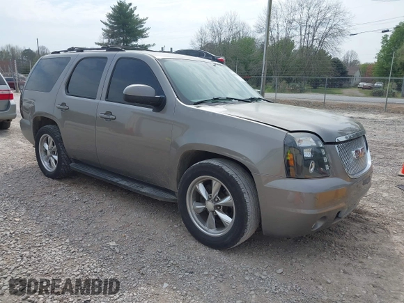 2007 GMC Yukon SLT with VIN 1GKFC13057R126741, listed as a IAAI auction lot 41910018 with 244,921 mi miles. Bid and sale history available at carsss.com. Image 1.
