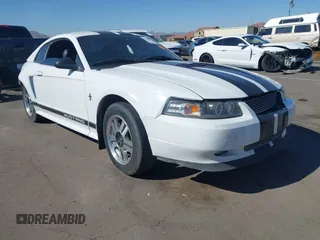 2002 Ford Mustang Standard with VIN 1FAFP40442F163921, listed as a IAAI auction lot 42050941 with 225,193 mi miles. Bid and sale history available at carsss.com. Image 1.