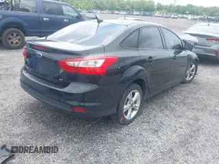 2013 Ford Focus SE with VIN 1FADP3F2XDL260259, listed as a IAAI auction lot 42460604 with 152,626 mi miles and . Bid and sale history available at DreamBid. Image 4.