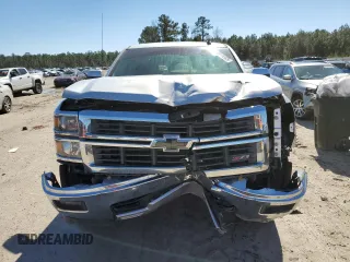2015 Chevrolet Silverado 1500 LT with VIN 3GCUKREC0FG476093, listed as a Copart auction lot 48015305 with 132,092 mi miles and Salvage Title. Bid and sale history available at DreamBid. Image 5.