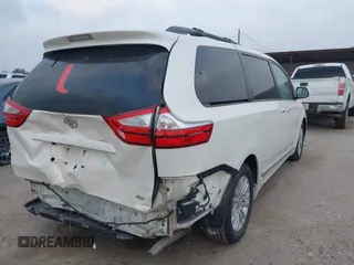 2017 Toyota Sienna XLE Auto Access Seat с VIN 5TDYZ3DC9HS776179, выставлен на аукционе IAAI как лот 42278582 с пробегом 74 648 миль миль и . История ставок и продаж доступна на DreamBid. Изображение 4.