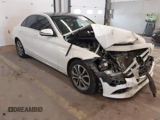 2016 Mercedes-Benz C 300 с VIN 55SWF4JB0GU160647, выставлен на аукционе IAAI как лот 41980155 с пробегом 66 783 миль миль и . История ставок и продаж доступна на DreamBid. Изображение 1.