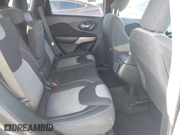 2017 Jeep Cherokee Sport с VIN 1C4PJLAB1HW578503, выставлен на аукционе IAAI как лот 40828539 с пробегом 95 721 миль миль и . История ставок и продаж доступна на DreamBid. Изображение 8.