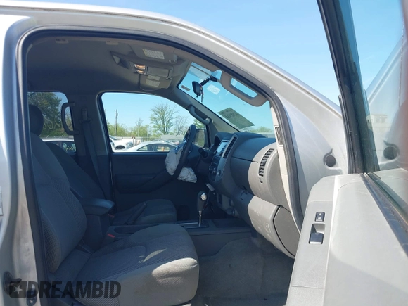 2014 Nissan Frontier SV with VIN 1N6AD0ERXEN720686, listed as a IAAI auction lot 42085114 with 275,745 mi miles and . Bid and sale history available at DreamBid. Image 5.