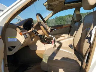 2007 Mercedes-Benz E 550 with VIN WDBUF72X37B021084, listed as a Copart auction lot 48695235 with 119,538 mi miles and Salvage Title. Bid and sale history available at DreamBid. Image 7.