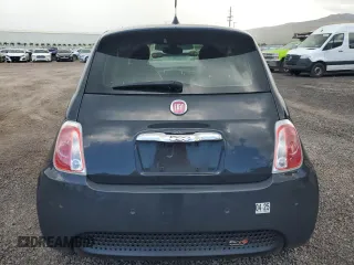 2016 FIAT 500e z VIN 3C3CFFGE0GT193185, wystawiony jako Copart lot #53547515 z przebiegiem 31 335 mil mil oraz Szkoda całkowita • Salvage title. Historia ofert i sprzedaży dostępna na DreamBid. Obrazek 6.