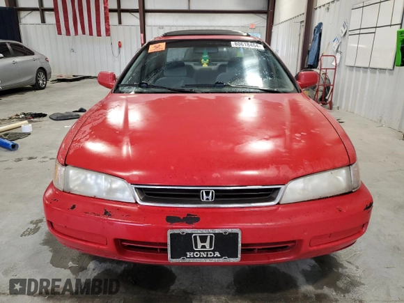 1996 Honda Accord EX with VIN 1HGCD5650TA167749, listed as a Copart auction lot 80618404 with 208,070 mi miles and Salvage Title. Bid and sale history available at DreamBid. Image 5.