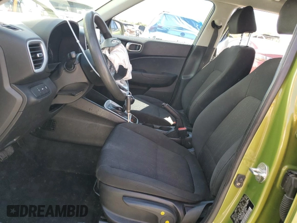 2022 Hyundai Venue SE z VIN KMHRB8A32NU149983, wystawiony jako Copart lot #51716165 z przebiegiem 110 238 mil mil oraz Szkoda całkowita • Salvage title. Historia ofert i sprzedaży dostępna na DreamBid. Obrazek 7.