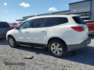 2012 Chevrolet Traverse 1LT z VIN 1GNKVGED0CJ207833, wystawiony jako Copart lot #58083155 z przebiegiem 120 058 mil mil oraz Szkoda całkowita • Salvage title. Historia ofert i sprzedaży dostępna na DreamBid. Obrazek 2.