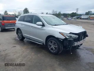 2019 Infiniti QX60 PURE with VIN 5N1DL0MM4KC503100, listed as a IAAI auction lot 41801605 with 136,005 mi miles. Bid and sale history available at carsss.com. Image 1.
