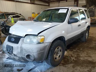 2006 Ford Escape XLS z VIN 1FMCU92Z16KC62653, wystawiony jako IAAI lot #42036057 z przebiegiem 214 465 mil mil oraz . Historia ofert i sprzedaży dostępna na DreamBid. Obrazek 17.